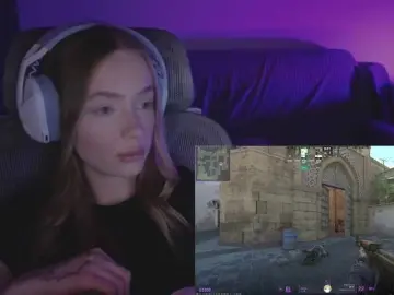 Mayshy  live sex cam