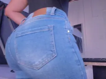 Strong-girl  live sex cam