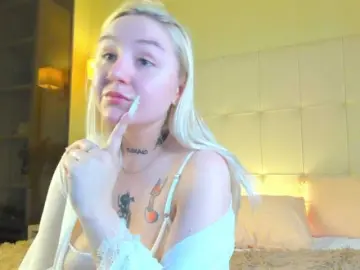 Debbie-Taylor  live sex cam