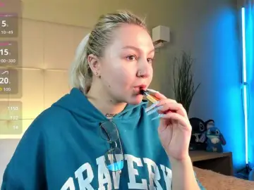 Debbie-Taylor  live sex cam