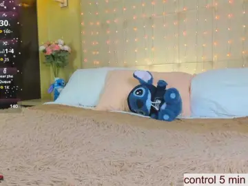 Debbie-Taylor  live sex cam