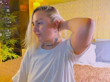 Debbie-Taylor  live sex cam