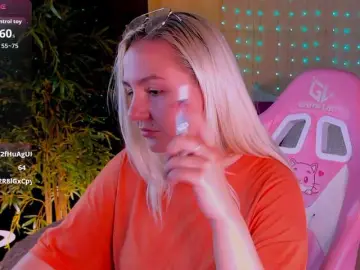Debbie-Taylor  live sex cam