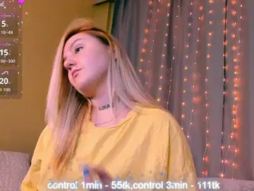 Debbie-Taylor  live sex cam