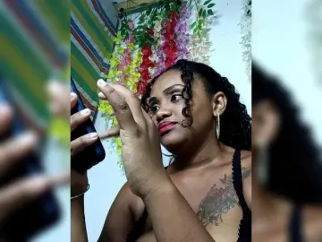 Julianna-1  live sex cam