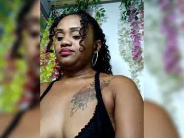 Julianna-1  live sex cam