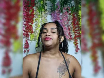 Julianna-1  live sex cam