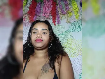 Julianna-1  live sex cam