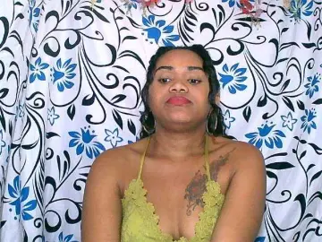 Julianna-1  live sex cam