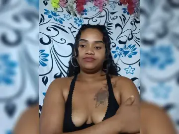 Julianna-1  live sex cam