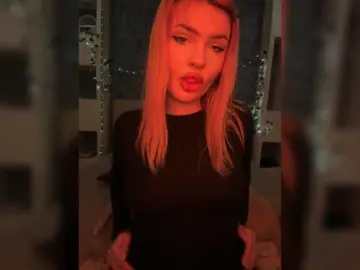 Melaniamyr  live sex cam