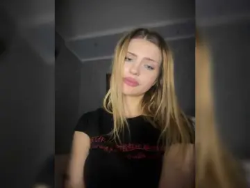 Melaniamyr  live sex cam