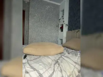 Melaniamyr  live sex cam