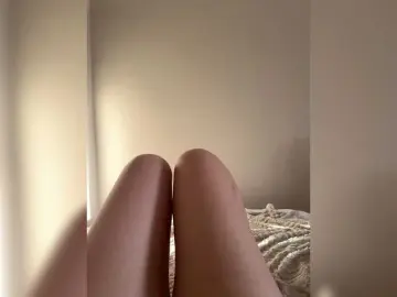 Alinyaa  live sex cam
