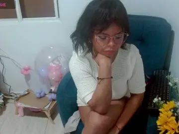Lizethrey73  live sex cam