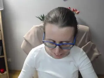 SparkleLizzy  live sex cam