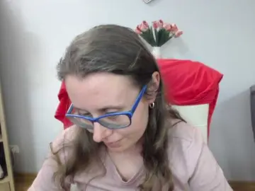 SparkleLizzy  live sex cam