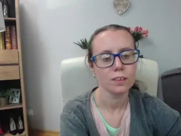 SparkleLizzy  live sex cam