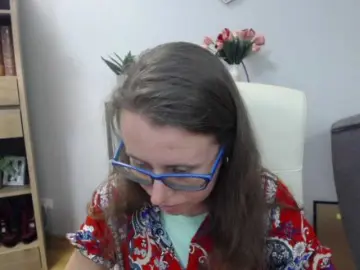 SparkleLizzy  live sex cam