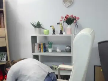 SparkleLizzy  live sex cam