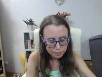 SparkleLizzy  live sex cam