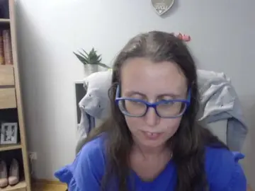 SparkleLizzy  live sex cam