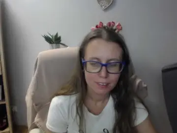 SparkleLizzy  live sex cam