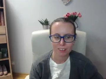 SparkleLizzy  live sex cam