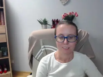 SparkleLizzy  live sex cam