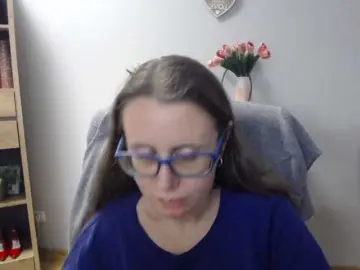 SparkleLizzy  live sex cam
