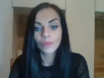 CassieDoll  live sex cam