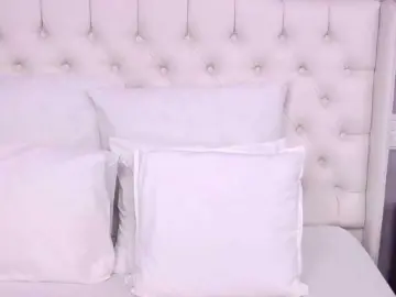 CelineHinton  live sex cam
