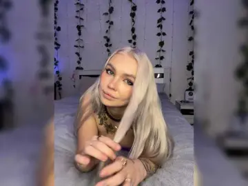 Emmagoodgirl  live sex cam