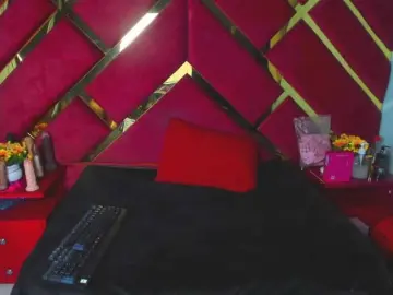 FreyjaNaugthy  live sex cam