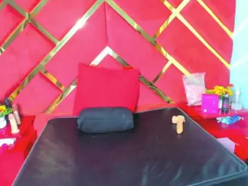 FreyjaNaugthy  live sex cam