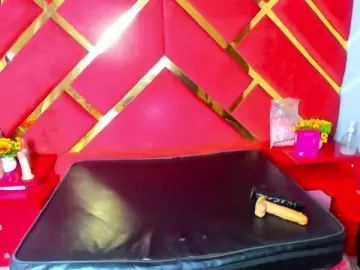 FreyjaNaugthy  live sex cam