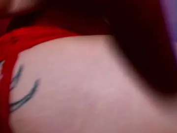 FreyjaNaugthy  live sex cam