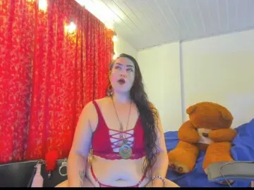 MeganHotCurvy  live sex cam