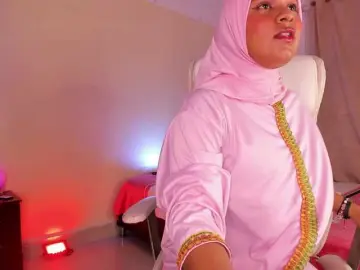 Shaira-Massu  live sex cam