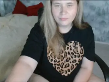 AdelinaLawson  live sex cam