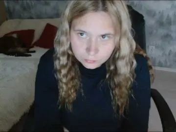 AdelinaLawson  live sex cam