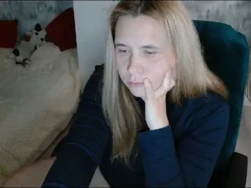 AdelinaLawson  live sex cam
