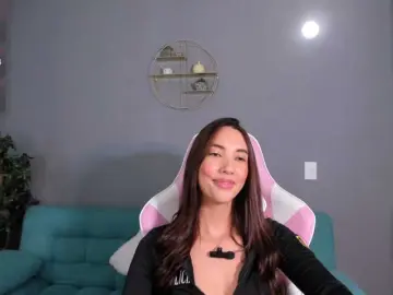 AnaisNin1  live sex cam