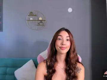 AnaisNin1  live sex cam