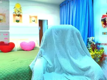 Dana-Angel  live sex cam