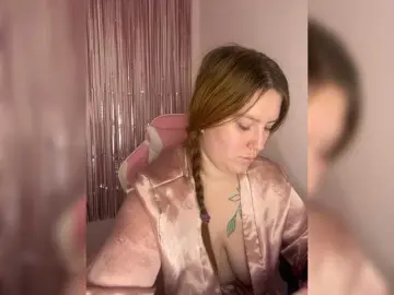 DollVice  live sex cam