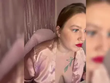 DollVice  live sex cam