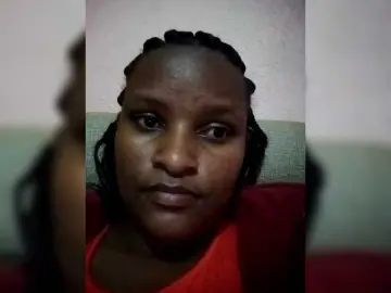 Emphi-30  live sex cam