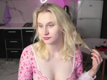 Mertyxxx  live sex cam