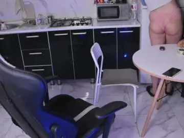 Mertyxxx  live sex cam